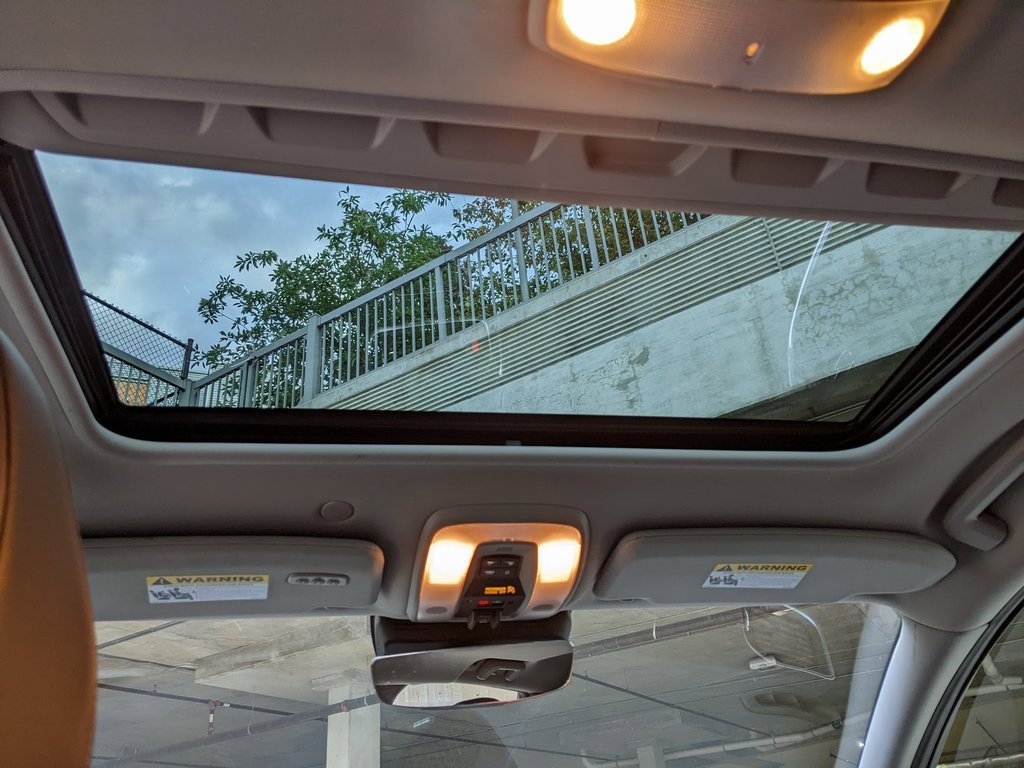 Used 2016 Volvo V60 T5 Cross Country Platinum image 13