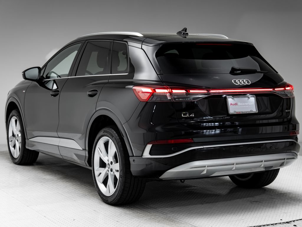 Used 2023 Audi Q4 e-tron Premium Plus w/ Premium Plus AWD/4WD image 3