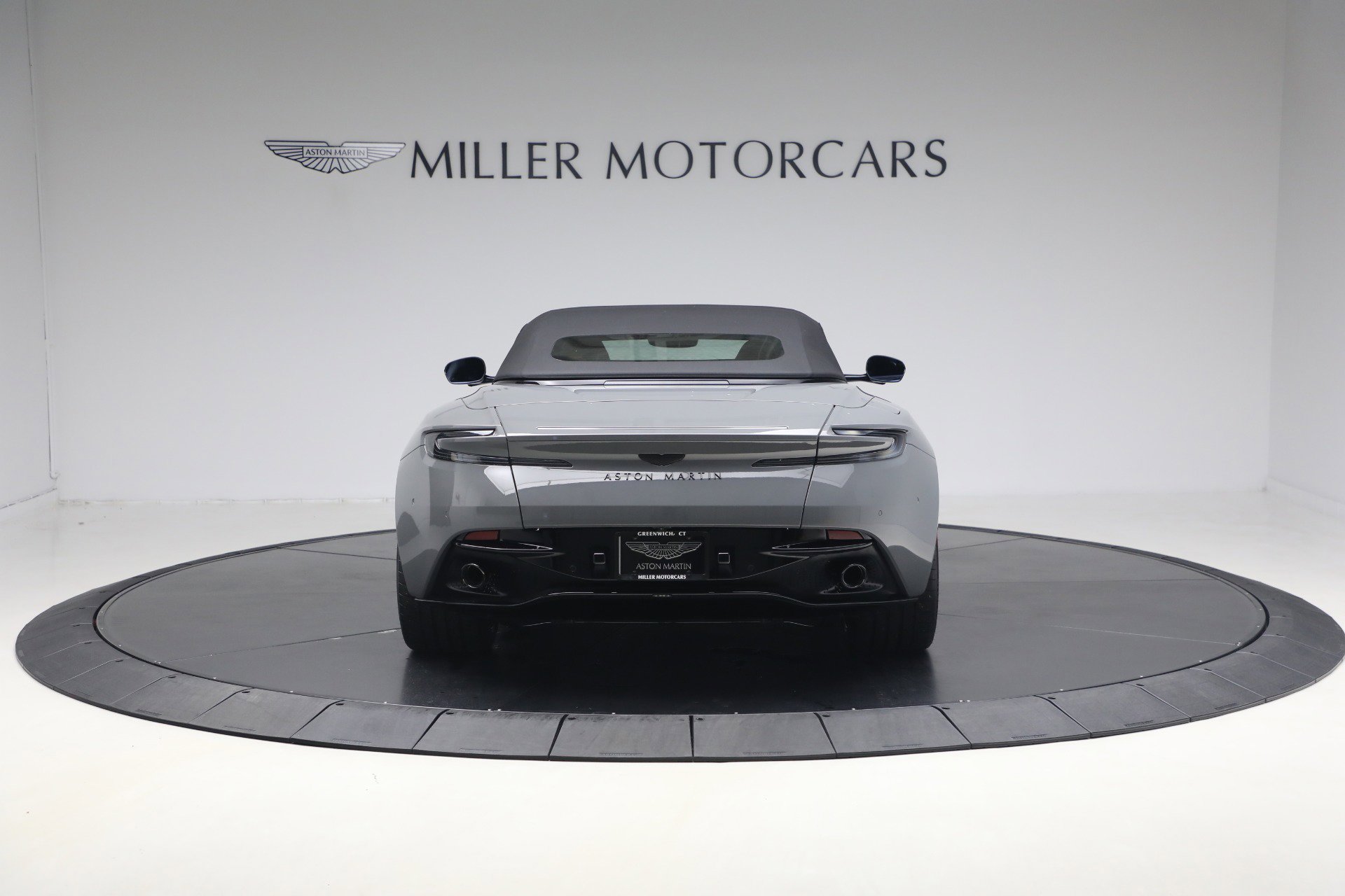 New 2026 Aston Martin DB12 Convertible image 18