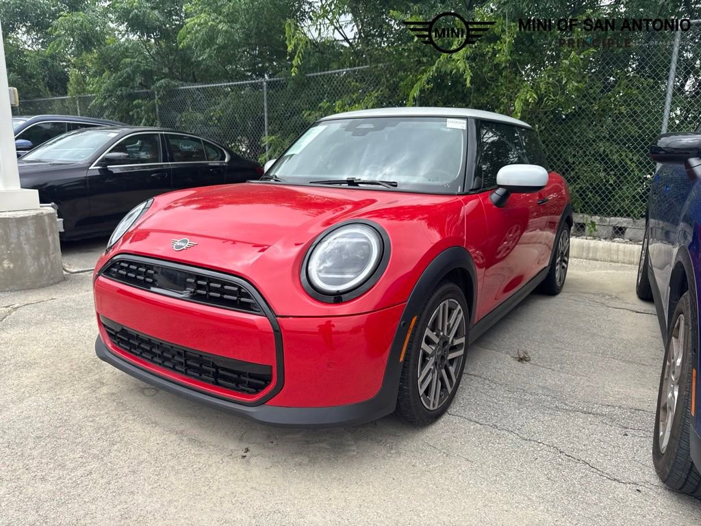 Certified 2025 MINI Cooper 2-Door Hardtop FWD image 1
