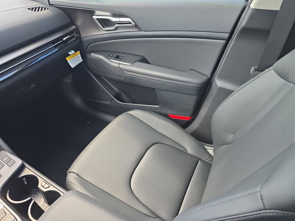 New 2026 Kia Sportage EX image 16