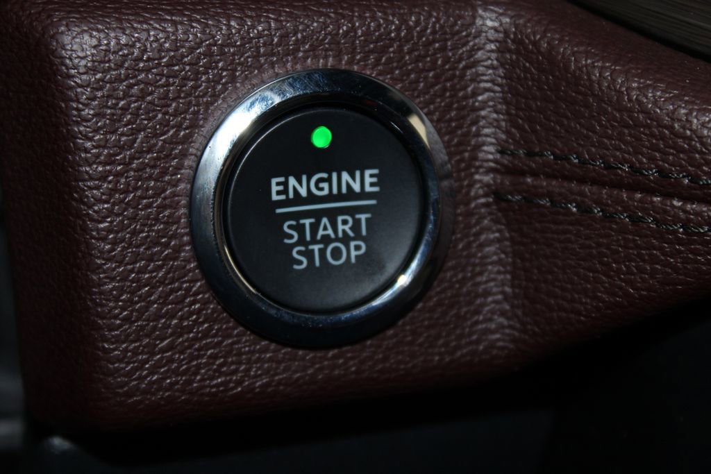 Used 2024 Ford Expedition Limited image 39