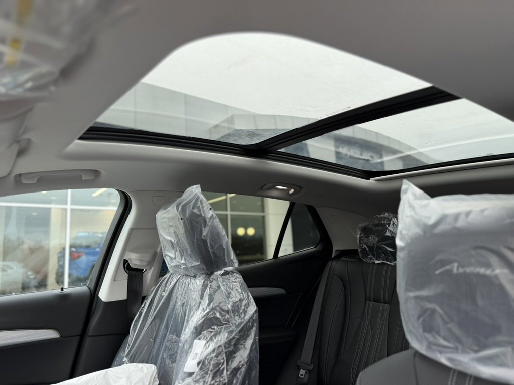 New 2026 Buick Envision Avenir image 10