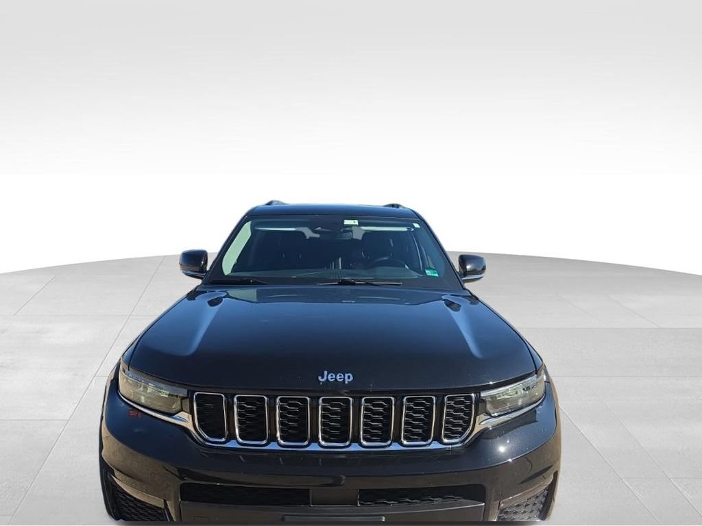 Used 2024 Jeep Grand Cherokee L Limited AWD/4WD image 3