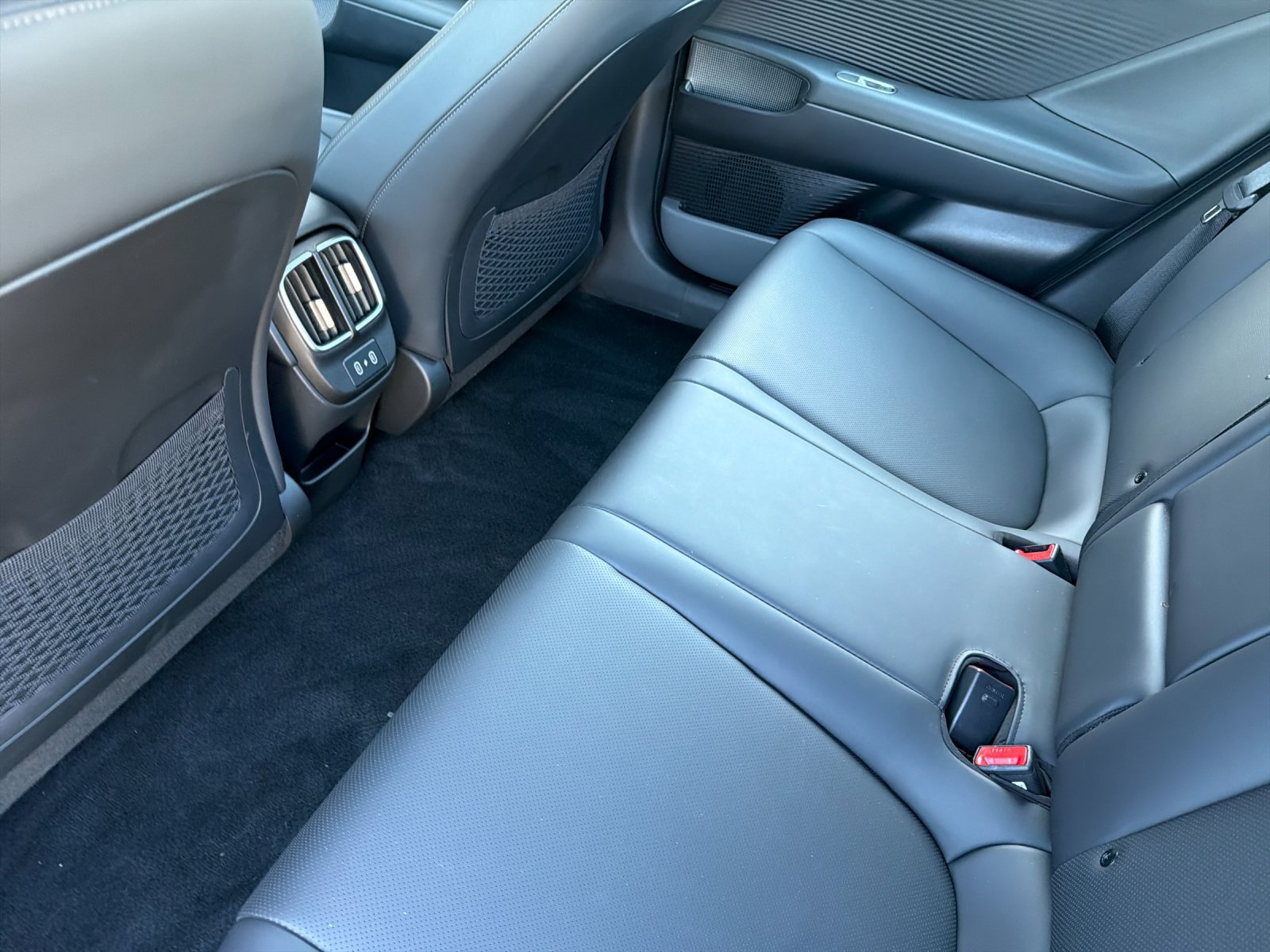 Certified 2025 Hyundai Ioniq 6 Limited RWD image 11