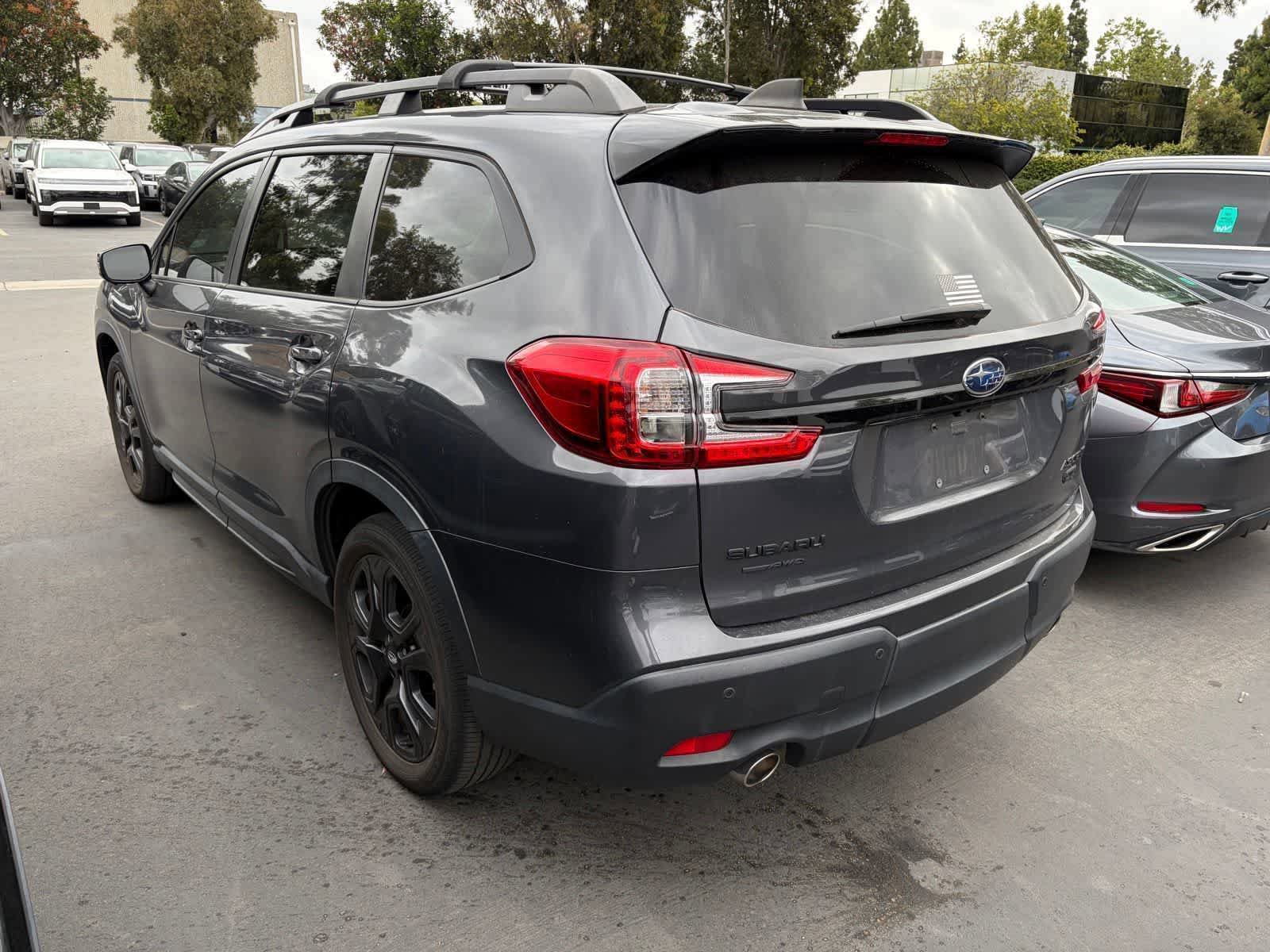 Used 2023 Subaru Ascent Onyx Edition Limited AWD/4WD image 4