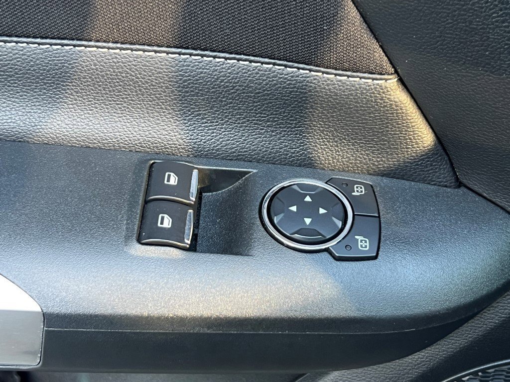 Used 2019 Ford Mustang Coupe w/ Ecoboost Performance Package image 29