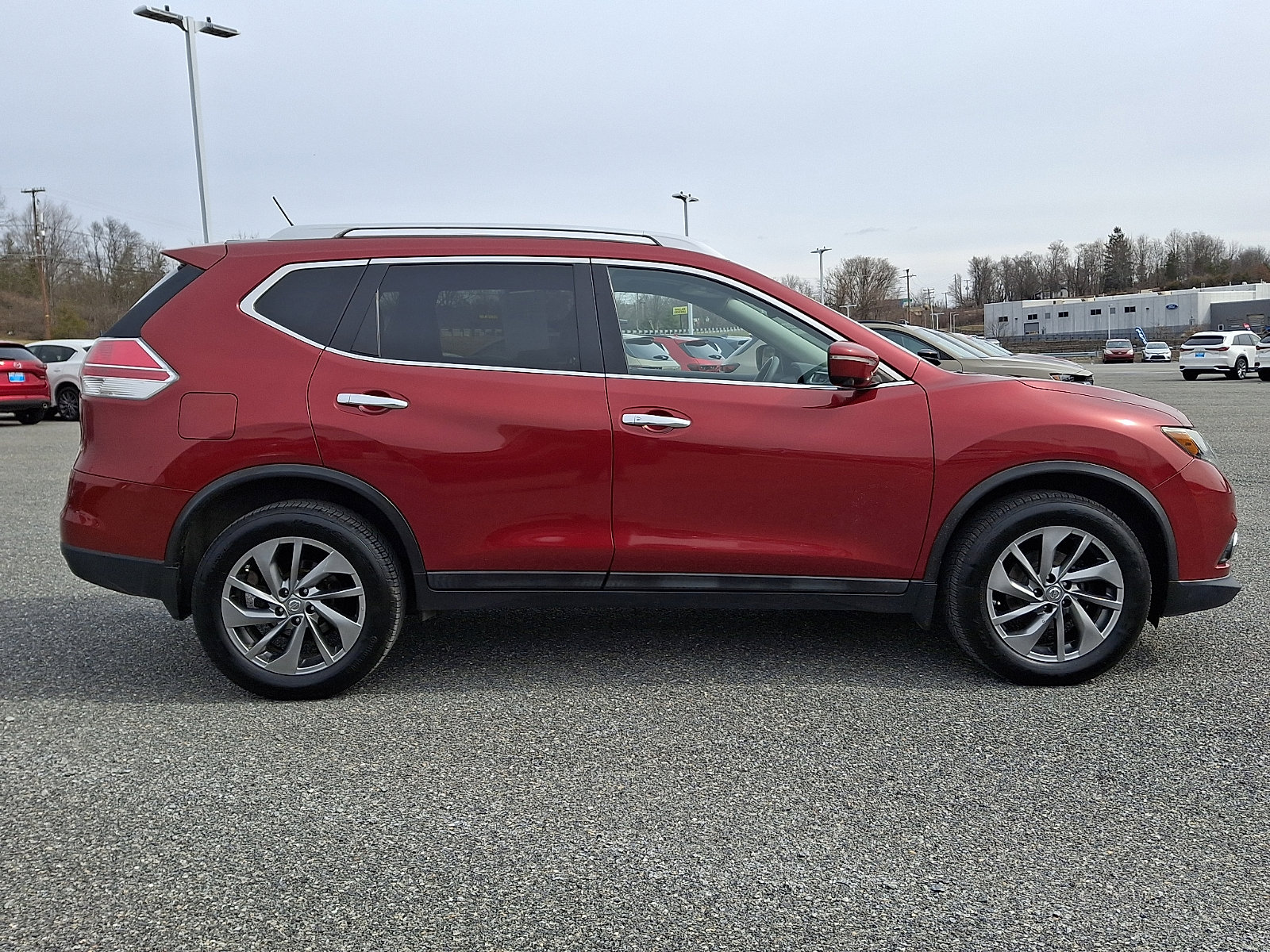 Used 2015 Nissan Rogue SL image 7