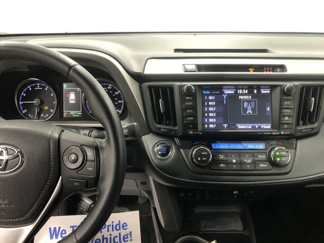 Used 2018 Toyota RAV4 Limited image 19