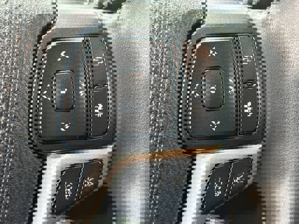 Used 2019 Toyota Highlander Limited Platinum image 22