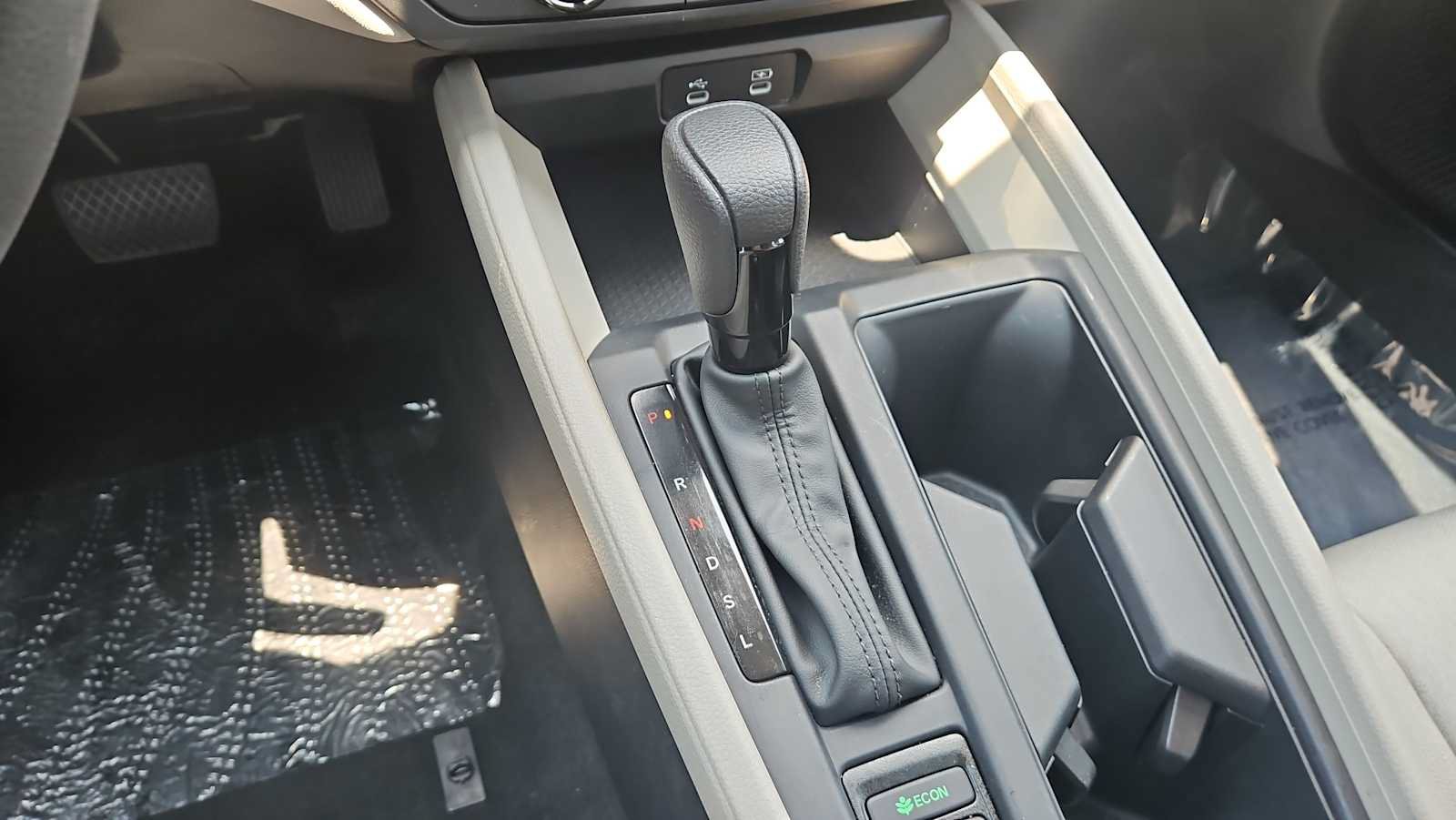 Certified 2025 Honda Accord LX image 20