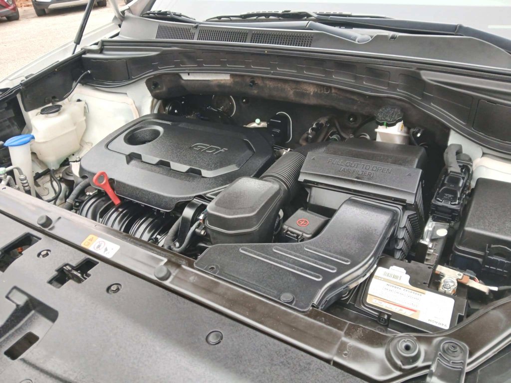 Used 2018 Hyundai Santa Fe Sport image 16