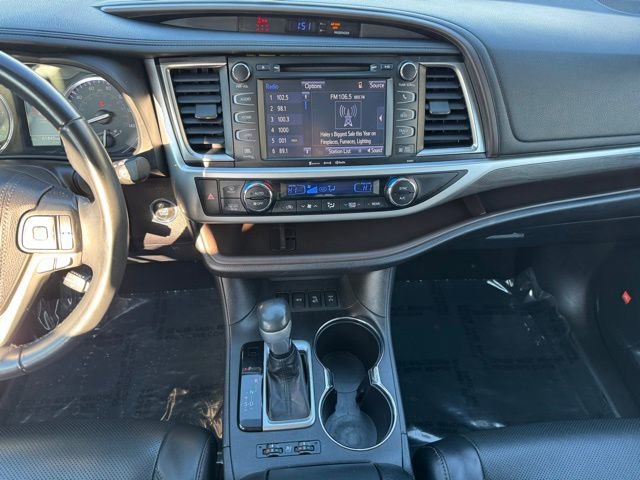 Certified 2019 Toyota Highlander Limited image 2