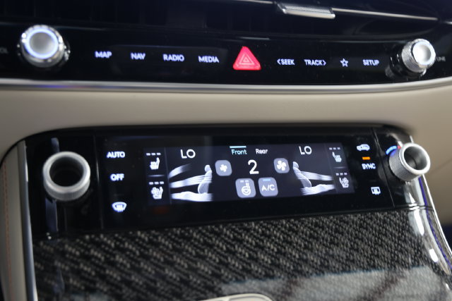 New 2026 Genesis GV70 3.5T Sport Prestige AWD/4WD image 28