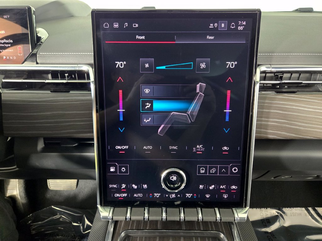 Used 2025 GMC Sierra EV Denali AWD/4WD image 26