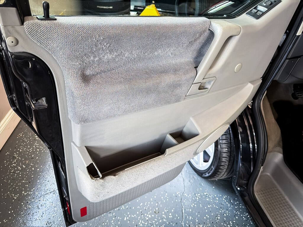 Used 1999 Volkswagen Eurovan GLS FWD image 9