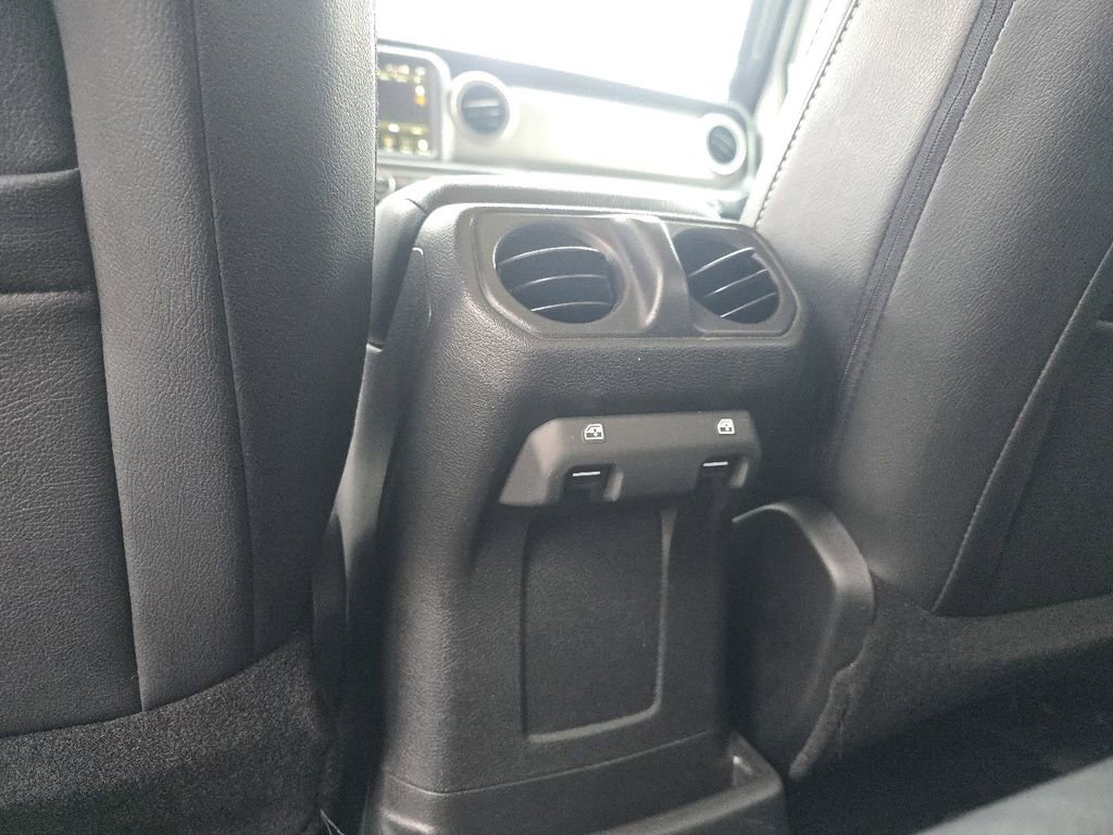 Used 2023 Jeep Wrangler Unlimited w/ Cold Weather Group AWD/4WD image 26
