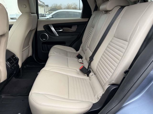 Used 2021 Land Rover Discovery Sport SE image 12