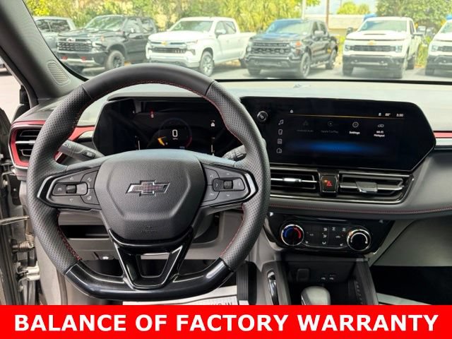 Used 2025 Chevrolet TrailBlazer RS FWD image 17