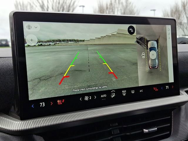 Used 2025 Ford Explorer ST-Line image 19