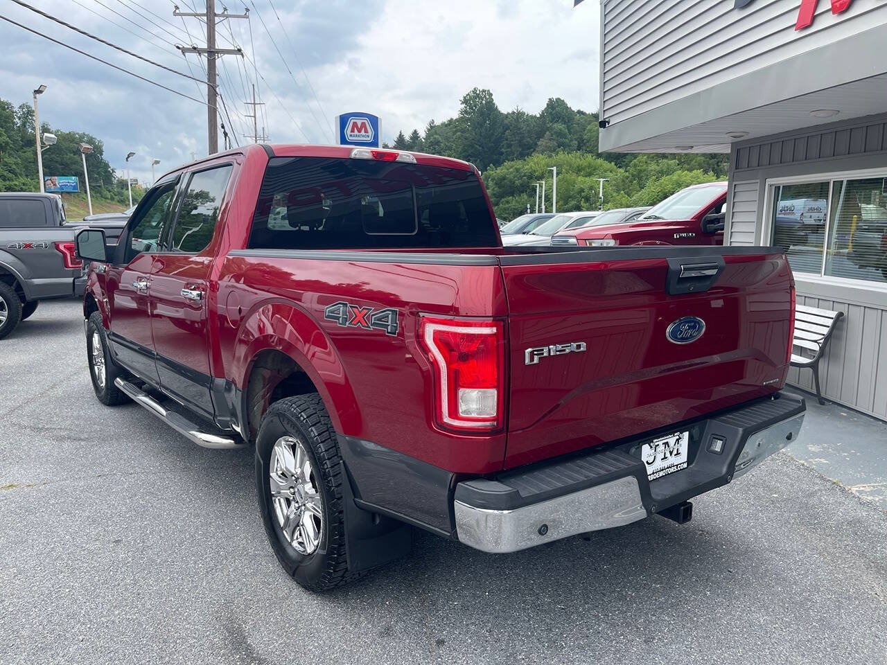 Used 2015 Ford F150 XLT w/ Equipment Group 302A Luxury AWD/4WD image 5