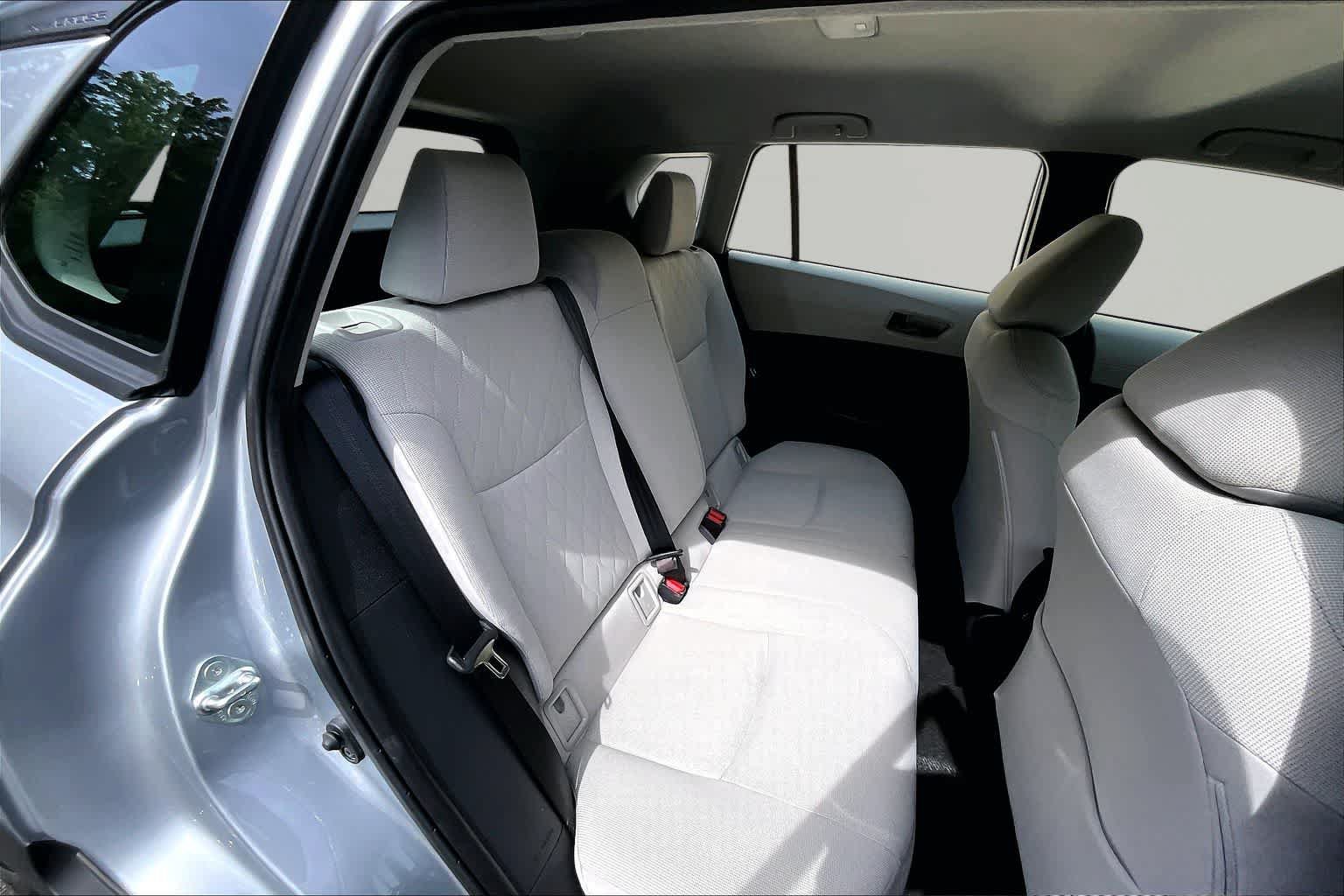 Used 2024 Toyota Corolla Cross L FWD image 20
