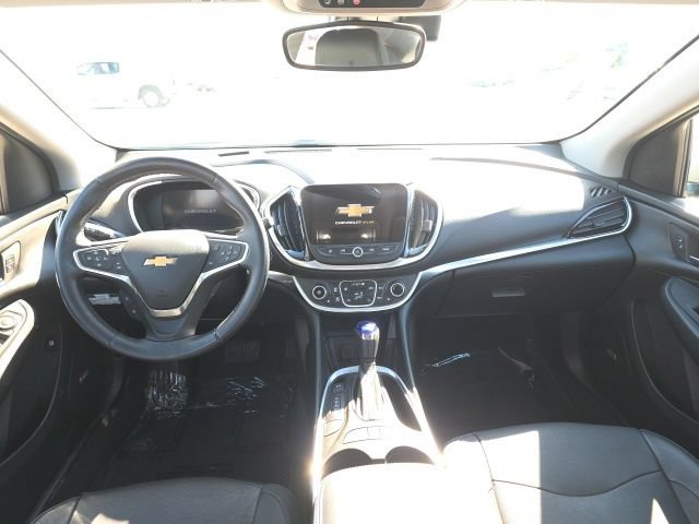 Used 2017 Chevrolet Volt Premier w/ Driver Confidence II Package FWD image 14