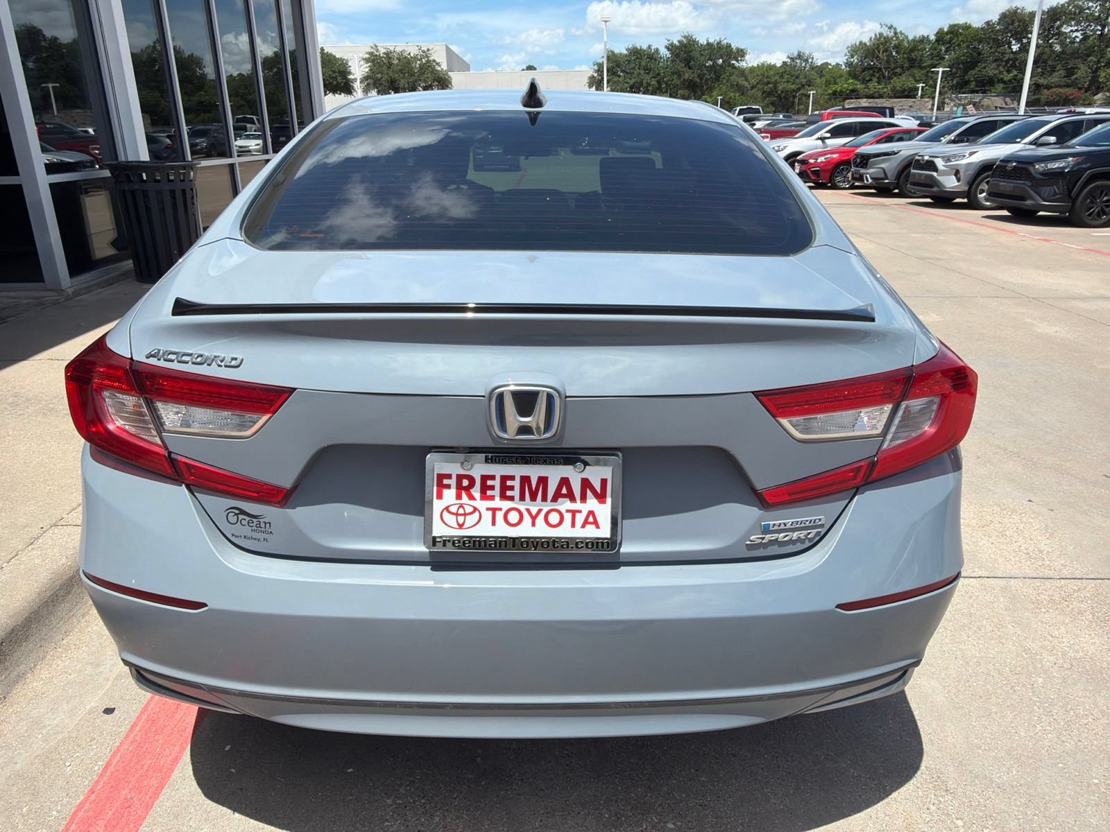 Used 2022 Honda Accord Sport image 9