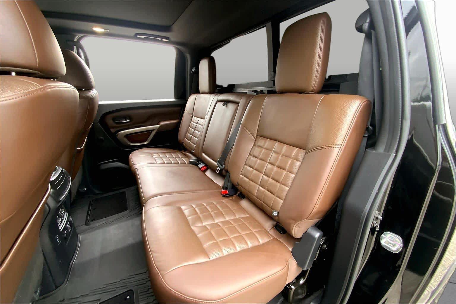 Used 2023 Nissan Titan Platinum Reserve w/ Moonroof Package AWD/4WD image 21