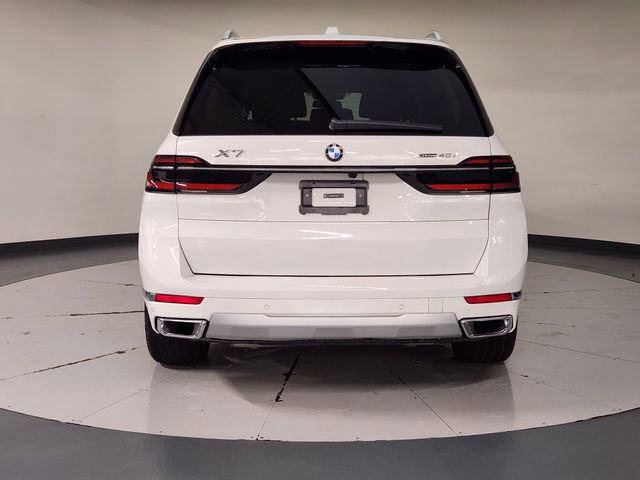 Used 2025 BMW X7 xDrive40i AWD/4WD image 10