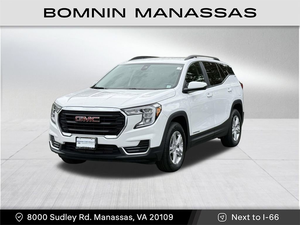 Used 2022 GMC Terrain SLE w/ Driver Convenience Package image 3
