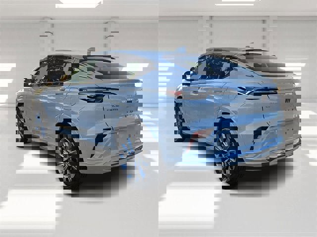 New 2025 Buick Envista Avenir image 3