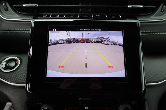 New 2026 Jeep Grand Cherokee Laredo AWD/4WD image 18