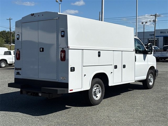 New 2025 Chevrolet Express 3500 w/ Power Convenience Package image 3