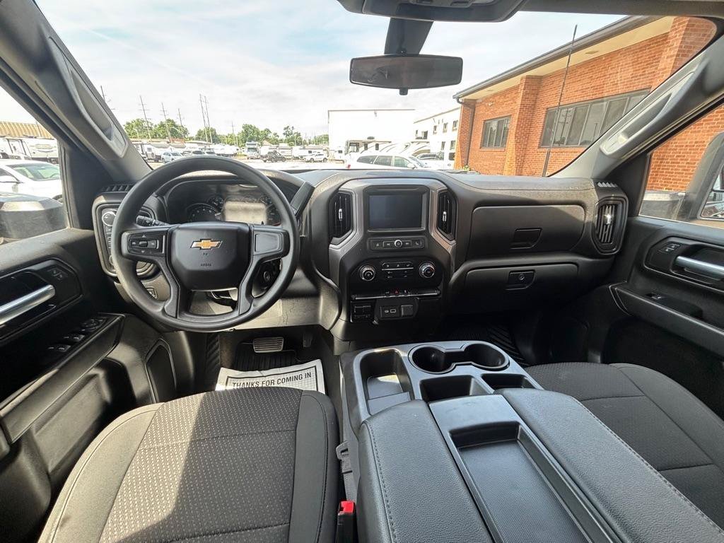 Used 2022 Chevrolet Silverado 2500 Custom w/ Custom Convenience Package AWD/4WD image 16