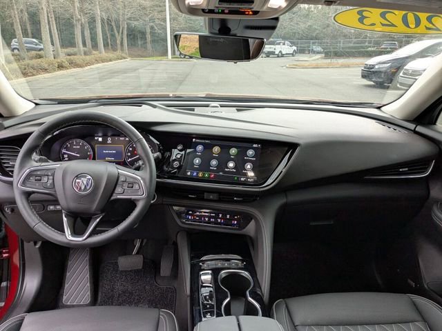 Used 2023 Buick Envision Avenir image 14