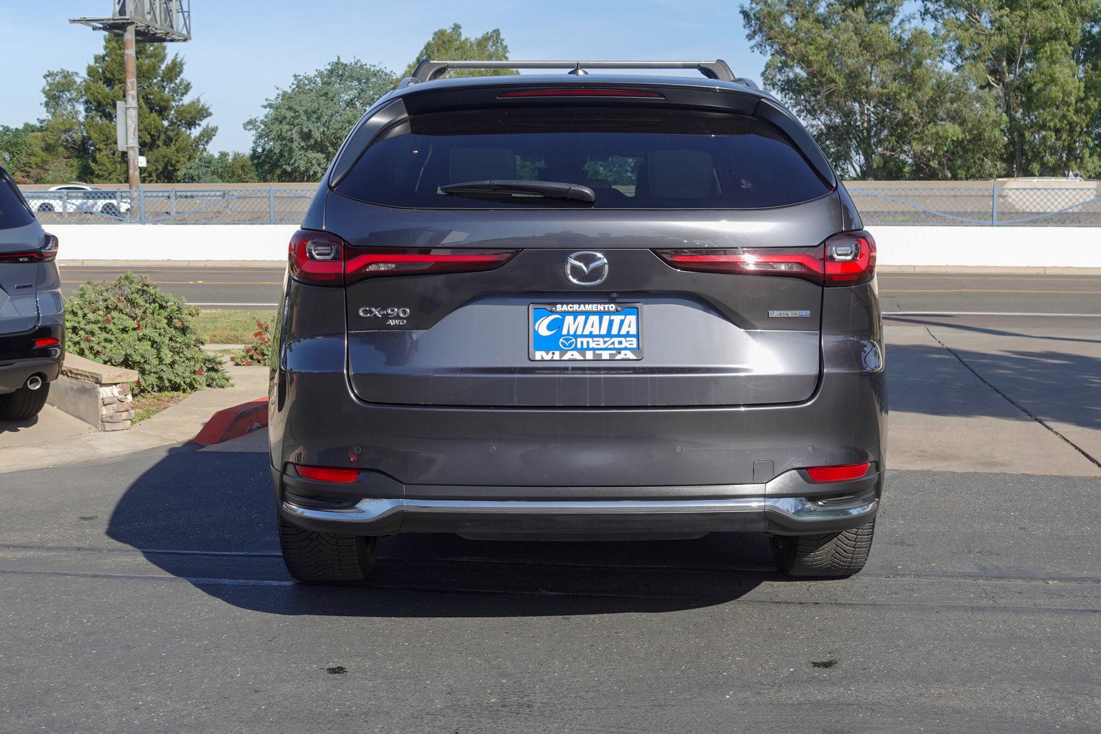 Used 2024 MAZDA CX-90 Plug-In Hybrid w/ Premium Plus image 6