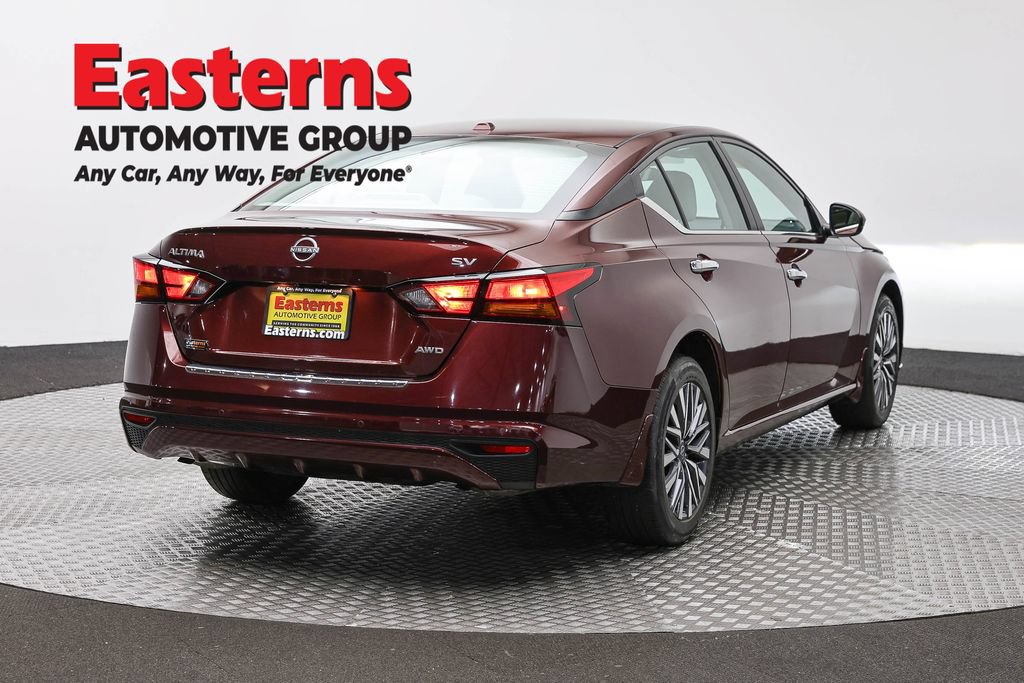 Used 2023 Nissan Altima 2.5 SV AWD/4WD image 5