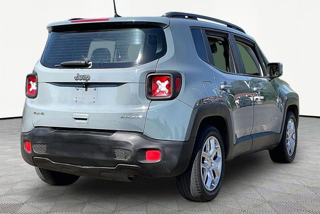 Used 2018 Jeep Renegade Latitude FWD image 5