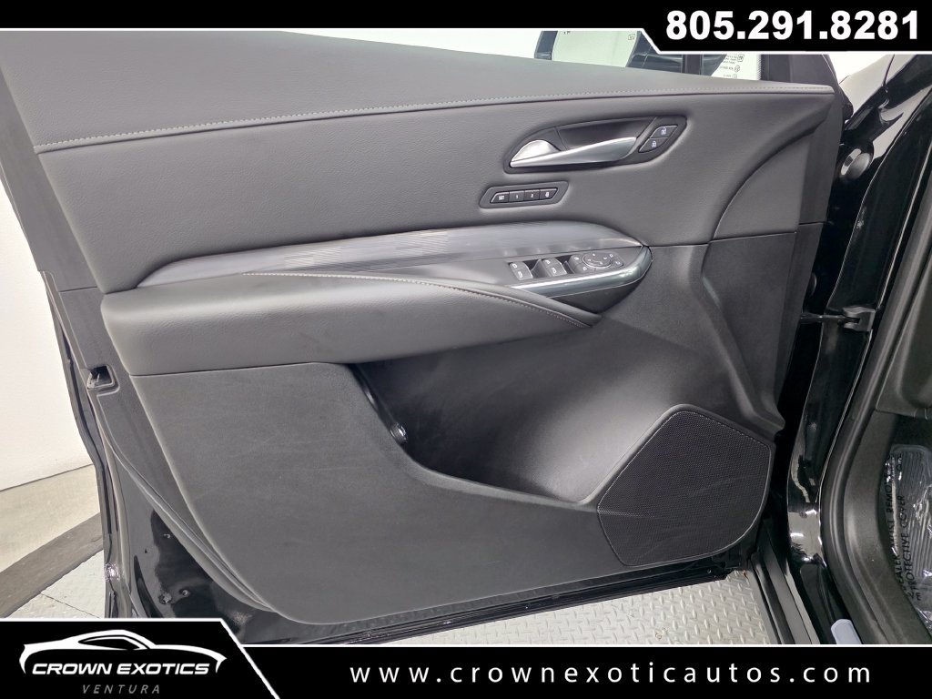 Used 2025 Cadillac XT4 Premium Luxury w/ Cold Weather Package FWD image 19