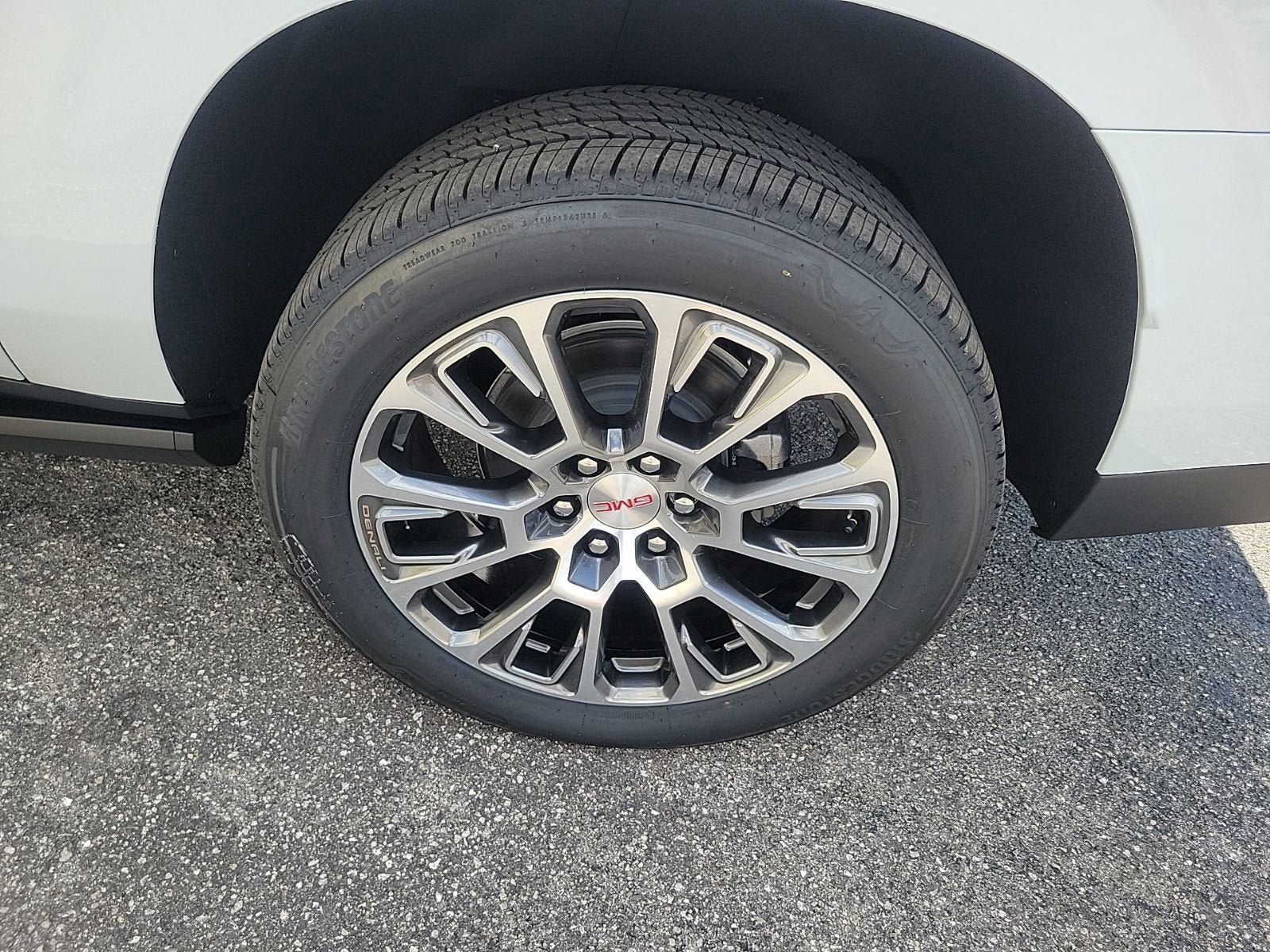 New 2026 GMC Yukon XL Denali image 8