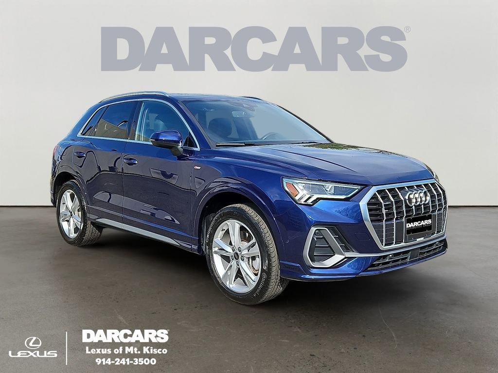 Used 2024 Audi Q3 2.0T Premium w/ Convenience Package image 1