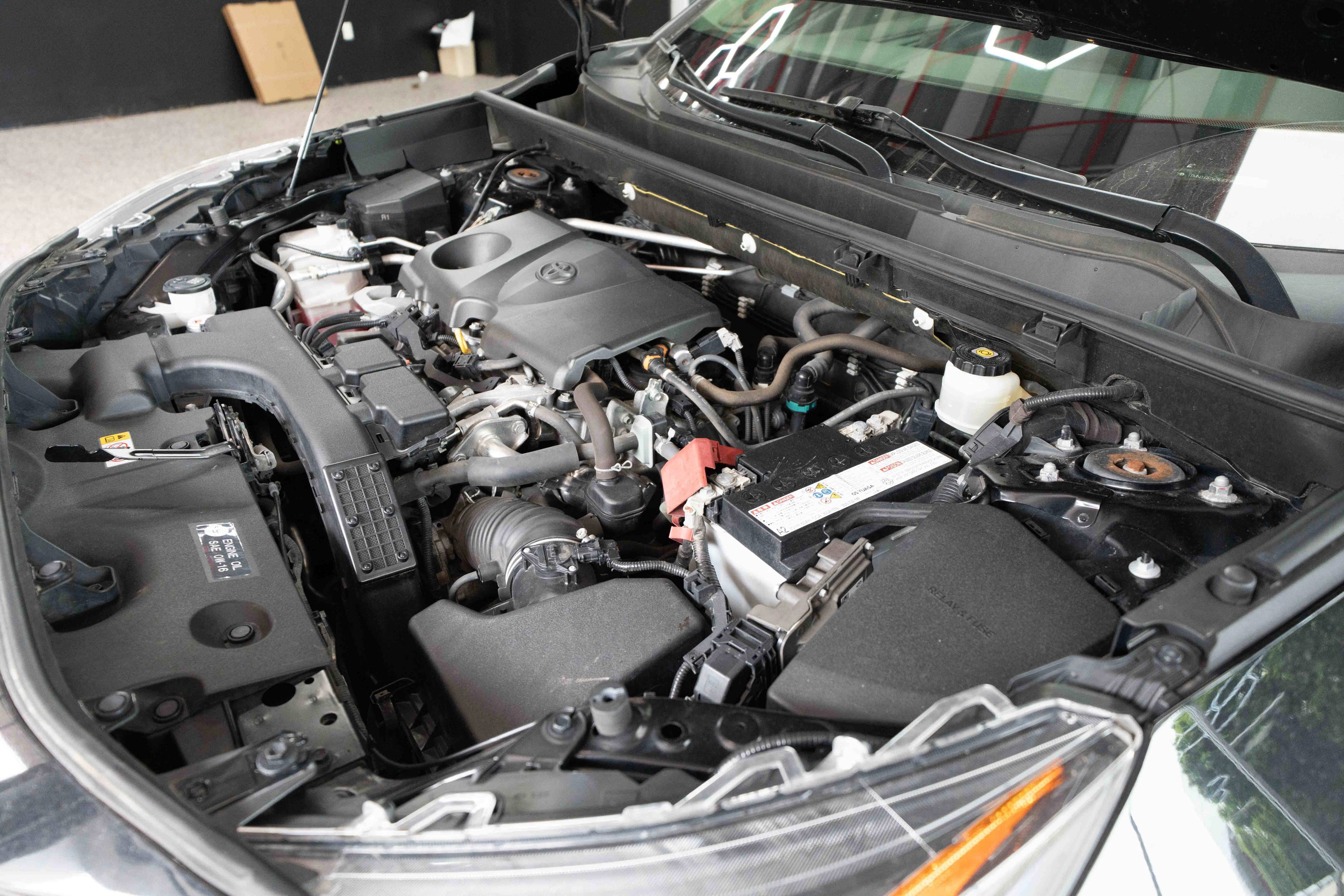Used 2020 Toyota RAV4 Limited AWD/4WD image 34