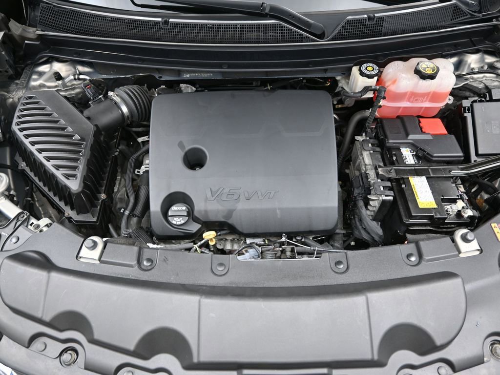 Used 2019 Chevrolet Traverse LT image 53