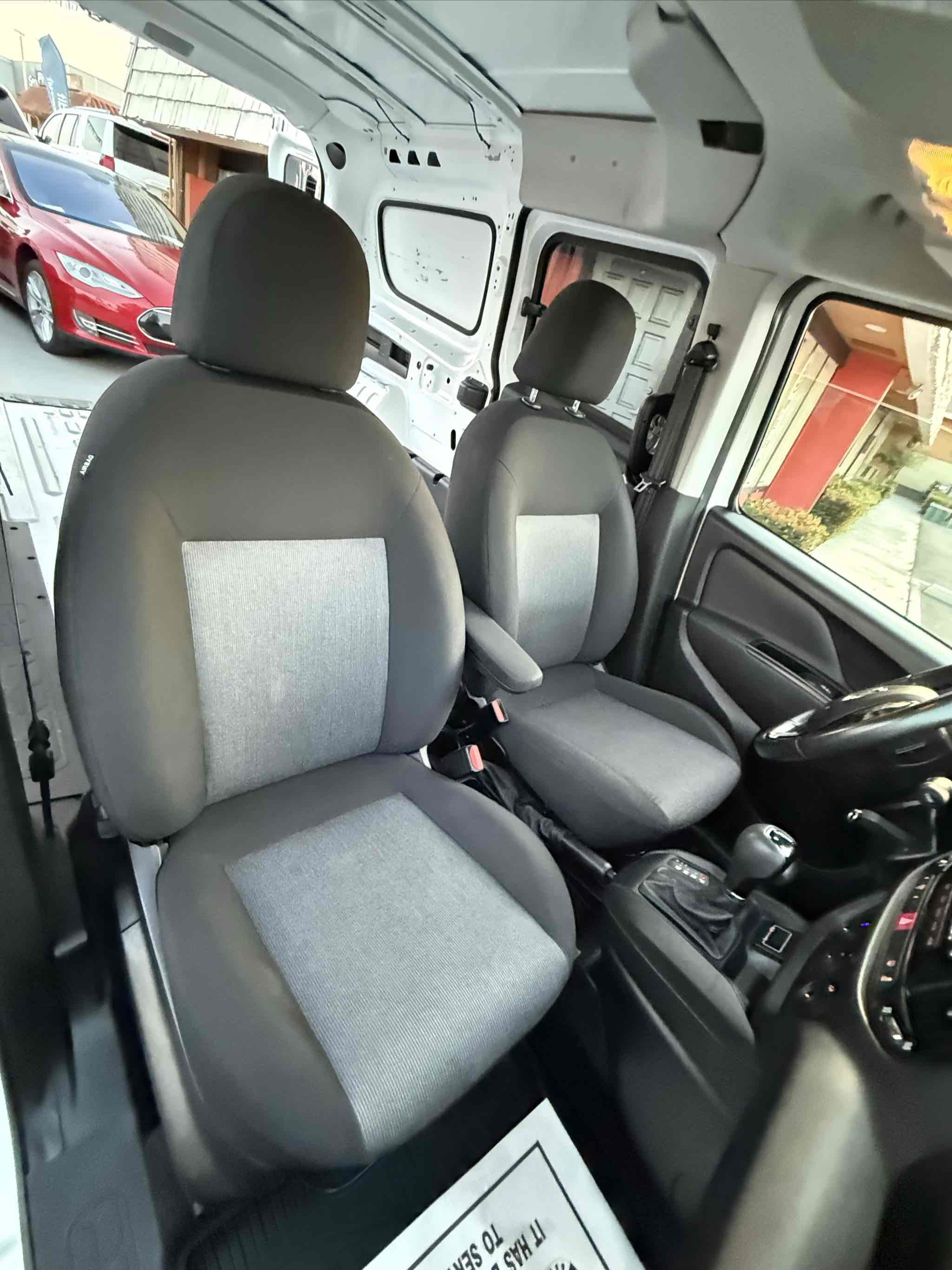 Used 2017 RAM ProMaster City Tradesman SLT w/ Rear Back-up Camera Group image 26