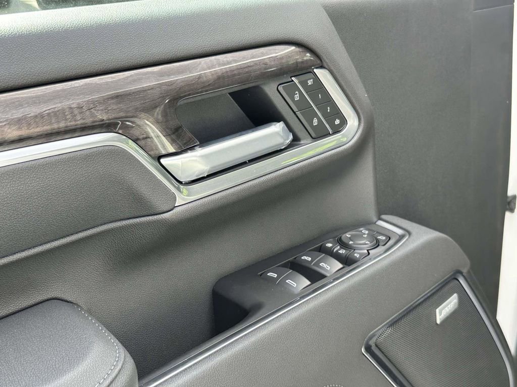 New 2026 Chevrolet Silverado 2500 LTZ w/ Z71 Chrome Sport Edition image 17