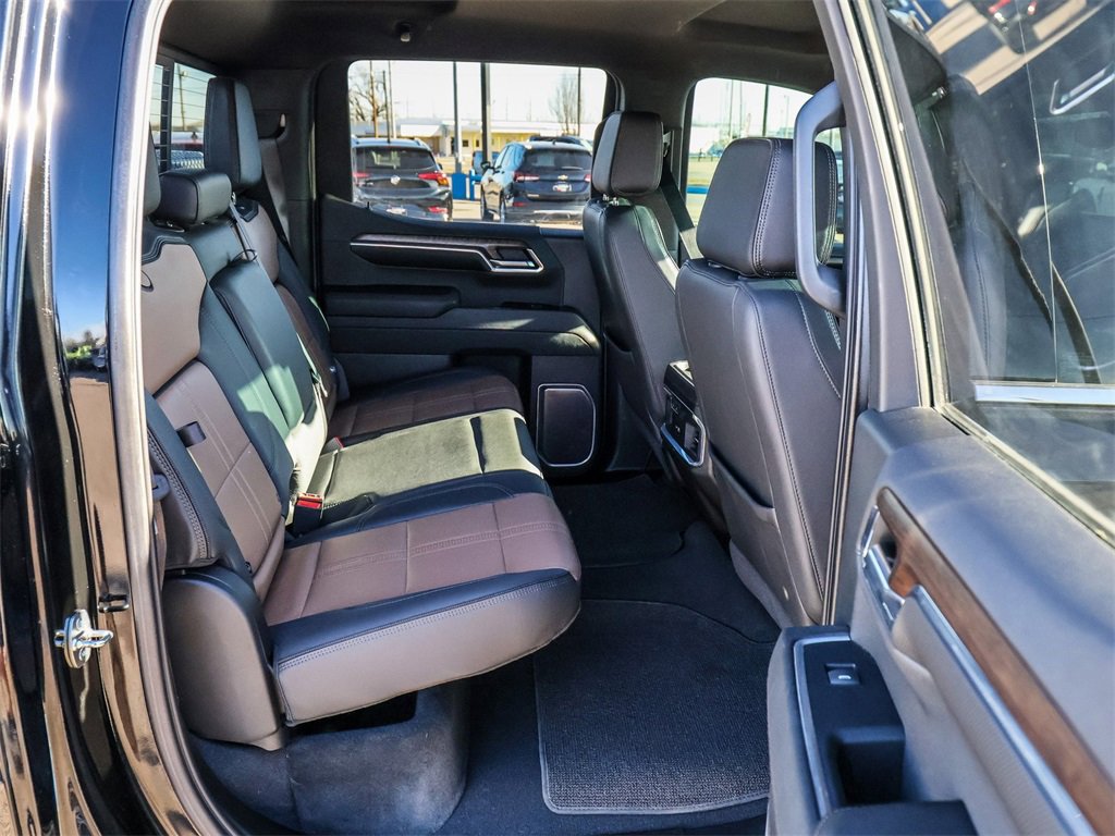 Used 2023 Chevrolet Silverado 1500 High Country w/ Technology Package image 20