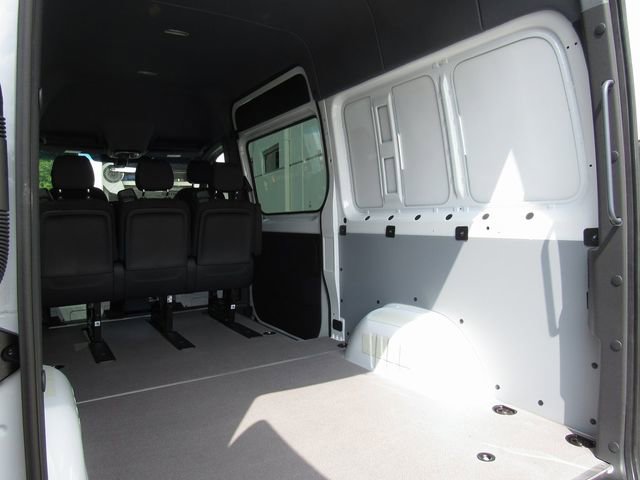 New 2025 Mercedes-Benz Sprinter 2500 image 24