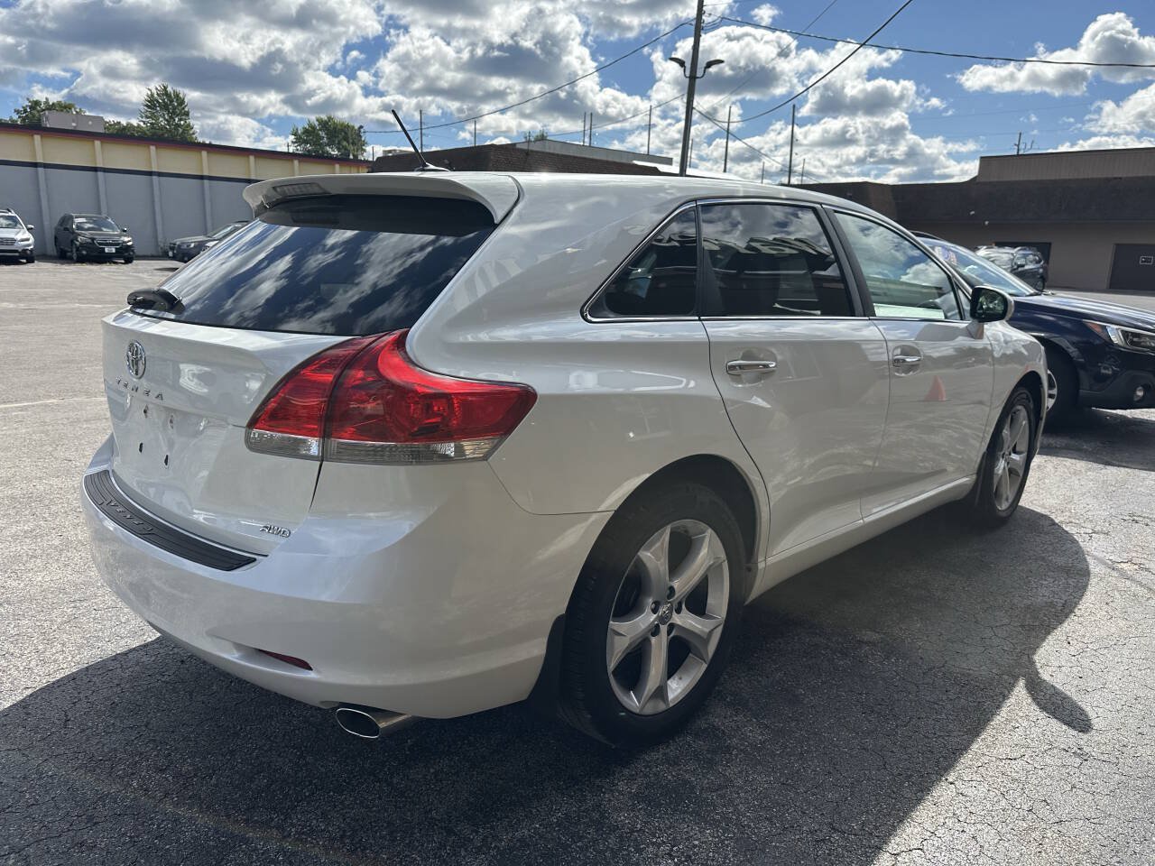 Used 2009 Toyota Venza AWD w/ Comfort Pkg image 8