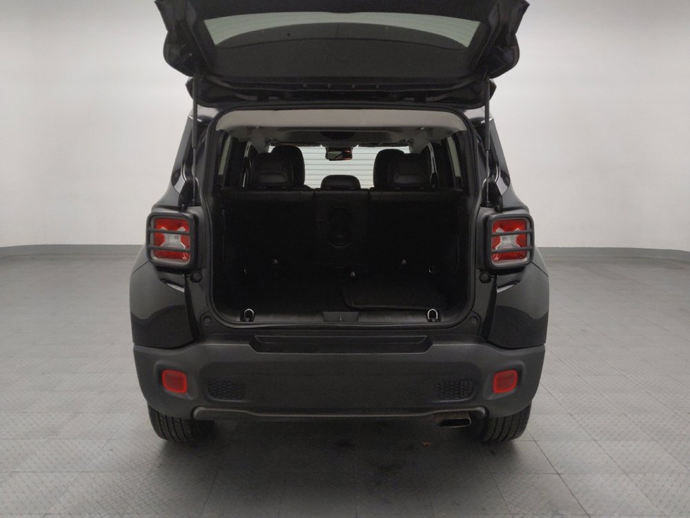 Used 2019 Jeep Renegade Limited w/ UConnect 8.4 Nav Group image 29
